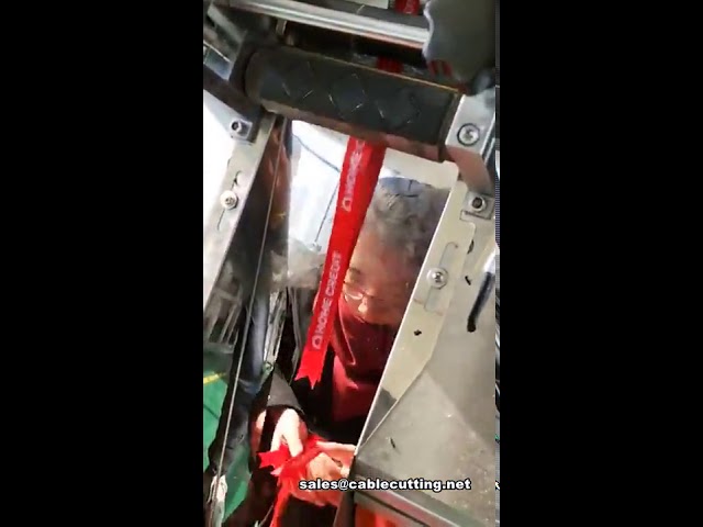 Mesin Pemotong Pita Ultrasonik Bentuk Ekor Ikan – Pemotong Pita & Lakban Warna-warni Otomatis