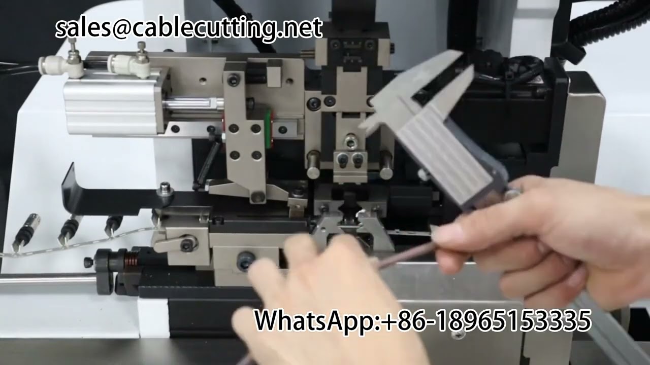 Mesin Pengupas dan Pemukul Kabel Servo Penuh untuk Wiring Harness Mobil #mesinstripping #kabelotomotif