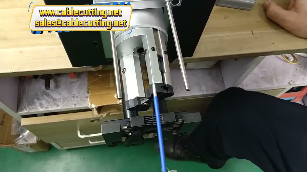 Mesin Kupas Kabel Koaksial Semi Otomatis dengan Motor Servo - Pemintal & Pengupas Rotary