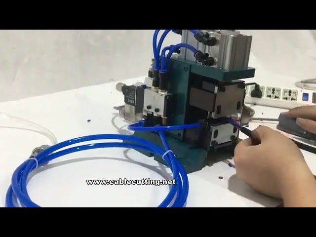 Pisau Stripper Kawat Vertikal Elektrik & Pneumatik untuk Inti 3F – Potong & Kupas Efisien