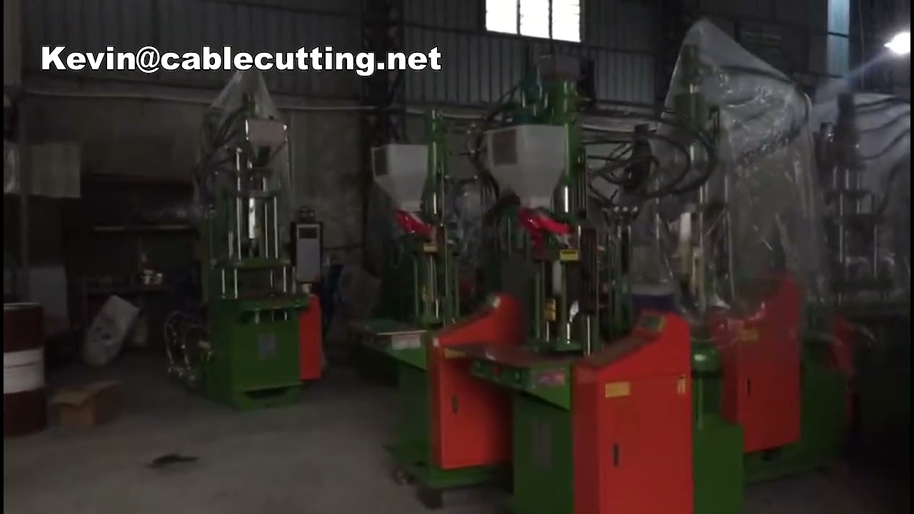 Mesin Injection Molding Vertikal 85 Ton – Presisi Tinggi untuk Kepala Tabung Termoplastik
